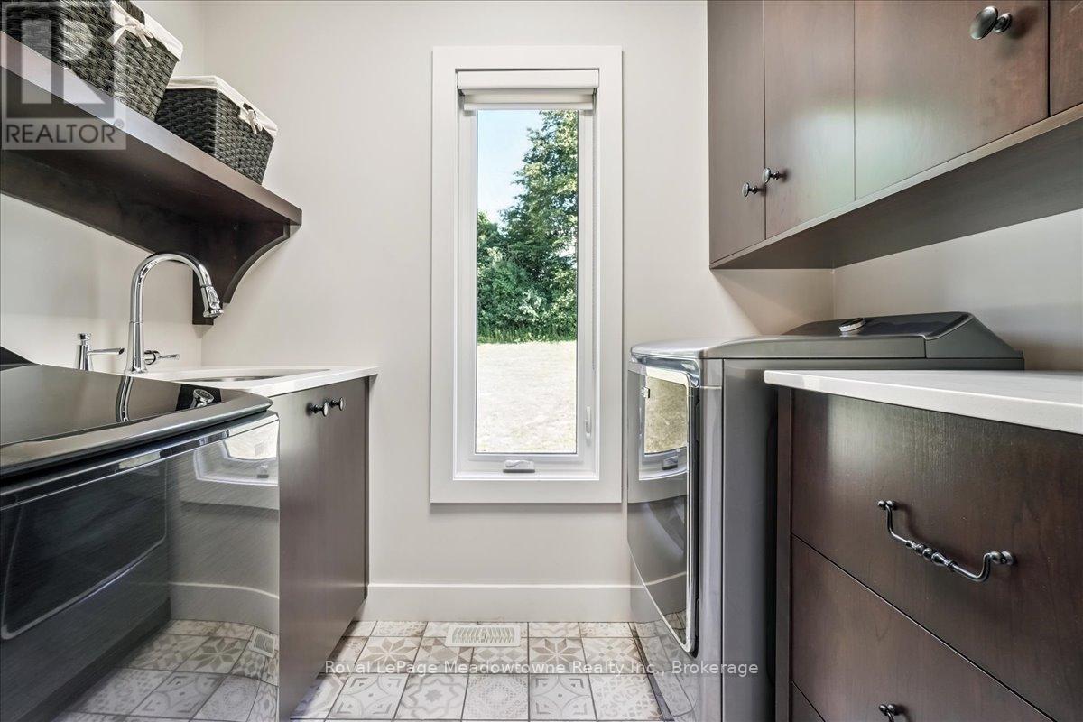 












8837 WELLINGTON ROAD 124

,
Erin,




Ontario
N1H6H7

