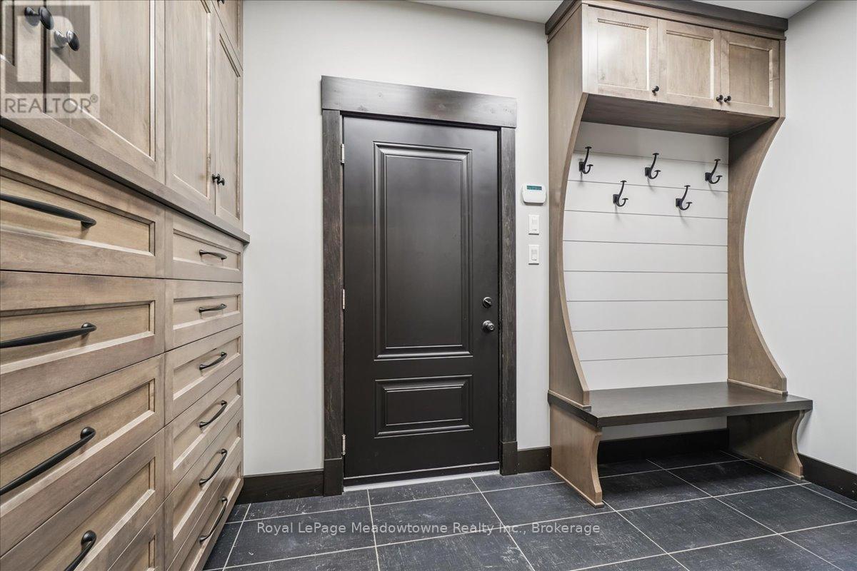 












8837 WELLINGTON ROAD 124

,
Erin,




Ontario
N1H6H7

