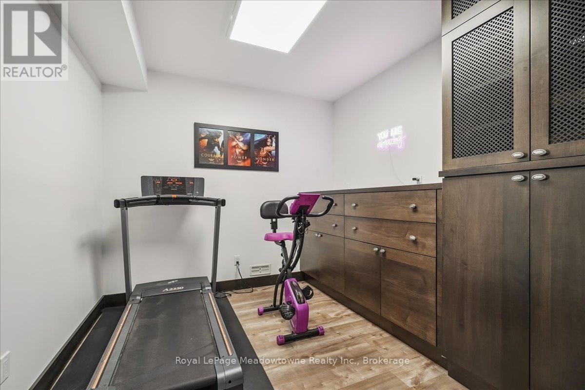 












8837 WELLINGTON ROAD 124

,
Erin,




Ontario
N1H6H7

