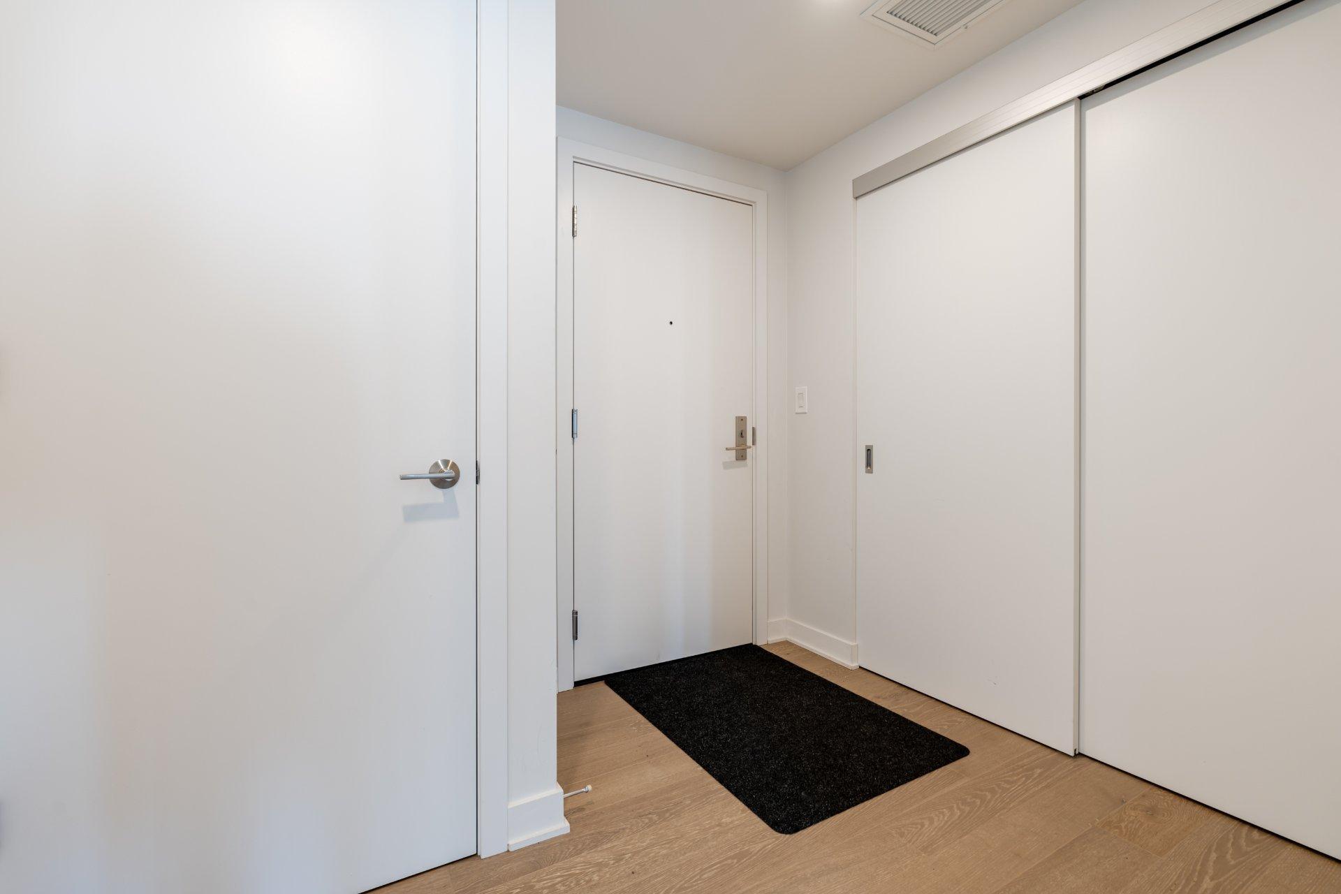 









1188


Rue St-Antoine O.

, 2507,
Montréal (Ville-Marie),




QC
H3C1B4

