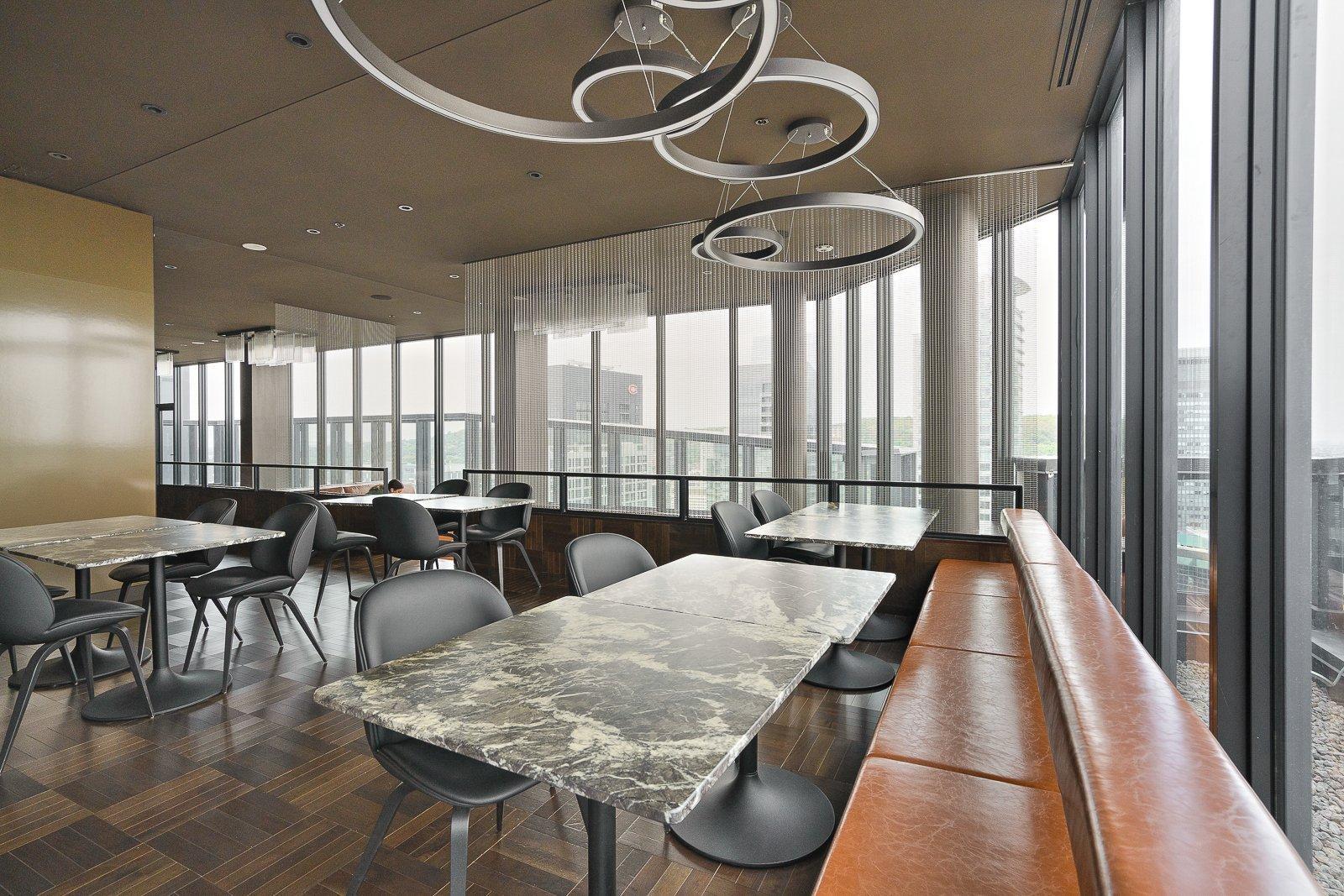 









1188


Rue St-Antoine O.

, 2507,
Montréal (Ville-Marie),




QC
H3C1B4

