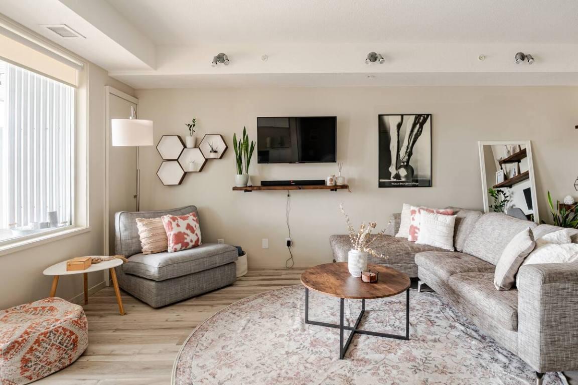 









1350


St Paul

Street, 512,
Kelowna,




BC
V1Y 2E1

