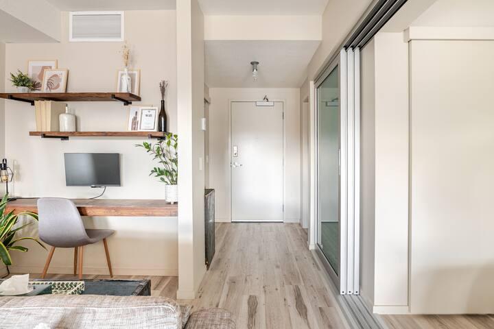 









1350


St Paul

Street, 512,
Kelowna,




BC
V1Y 2E1

