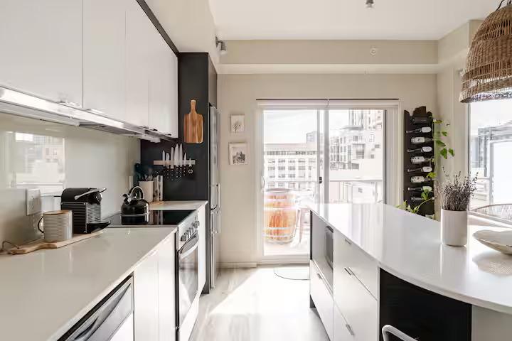 









1350


St Paul

Street, 512,
Kelowna,




BC
V1Y 2E1

