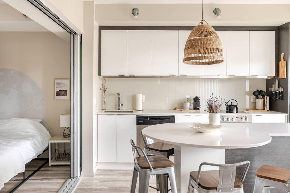 









1350


St Paul

Street, 512,
Kelowna,




BC
V1Y 2E1

