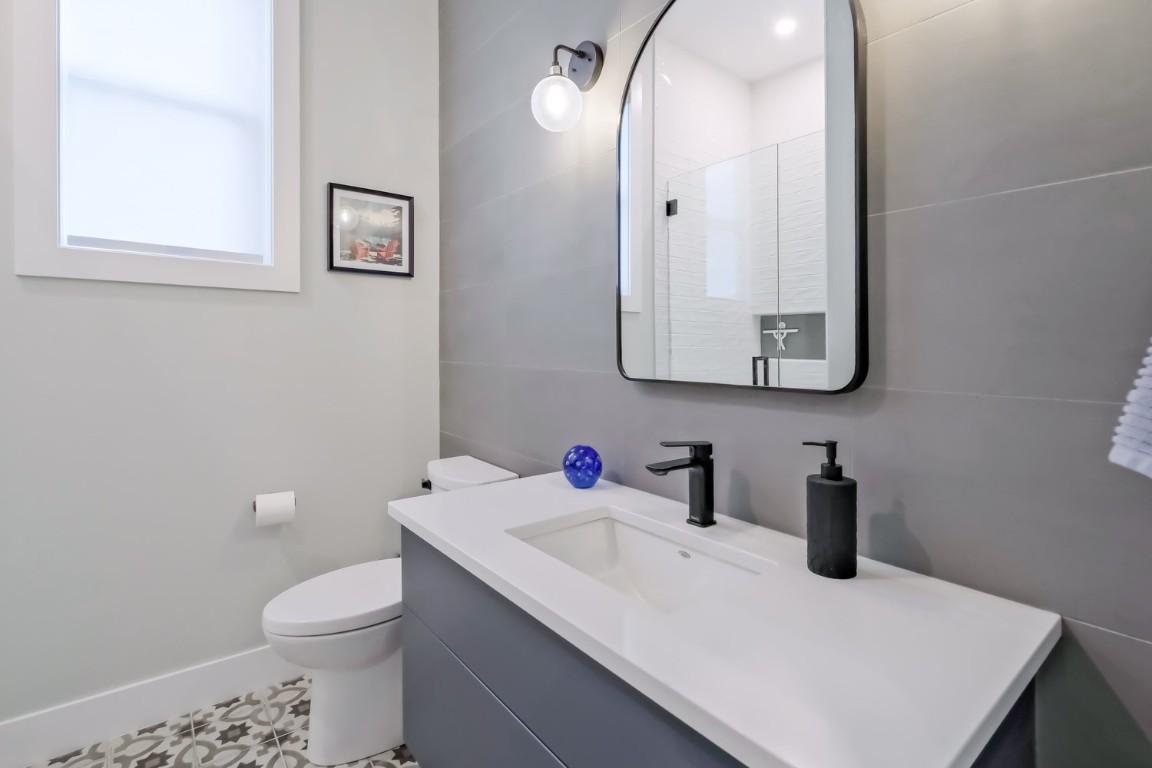 









9874


Beacon Hill

Drive,
Lake Country,




BC
V4V 0A9

