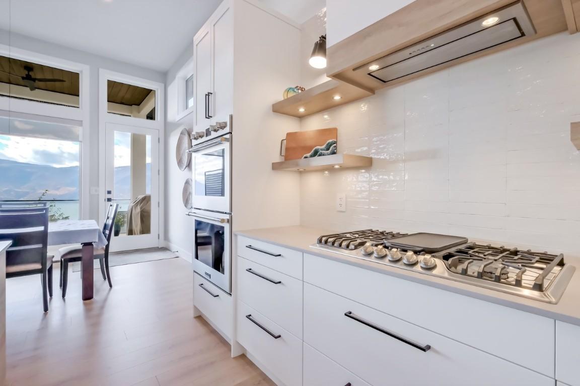 









9874


Beacon Hill

Drive,
Lake Country,




BC
V4V 0A9

