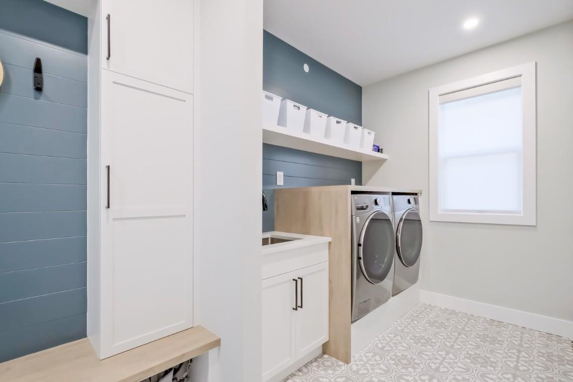 









9874


Beacon Hill

Drive,
Lake Country,




BC
V4V 0A9

