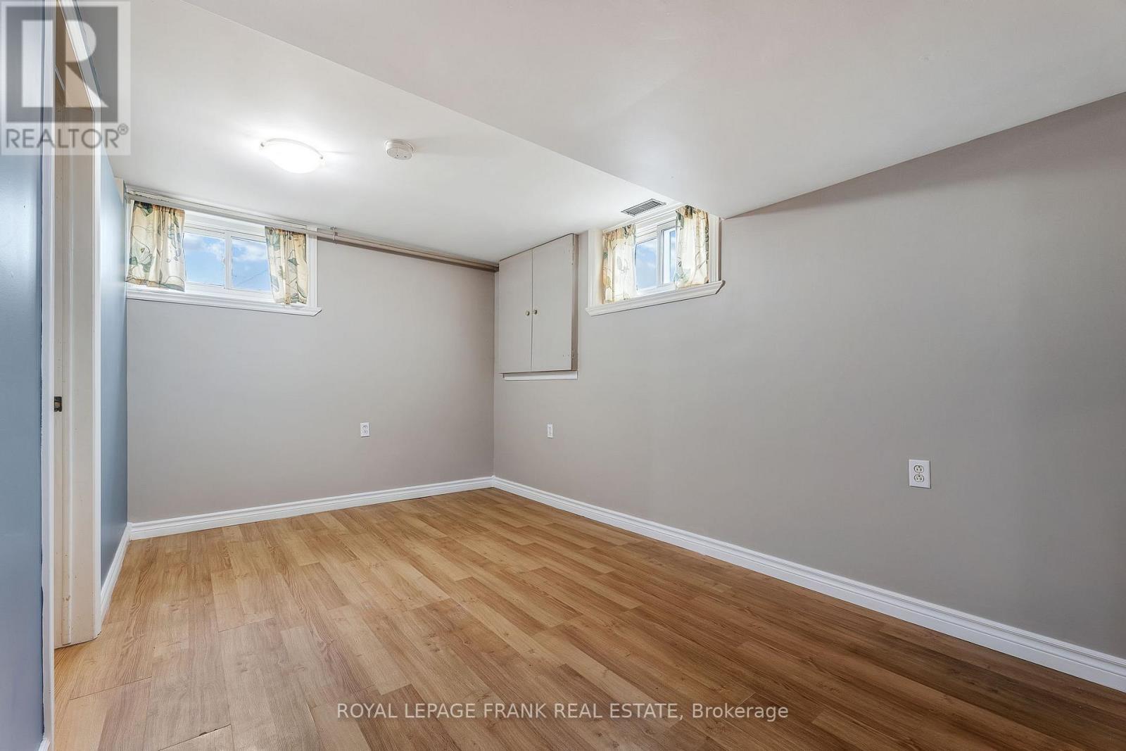 












11 MARY STREET E

,
Kawartha Lakes (Omemee),




Ontario
K0L2W0

