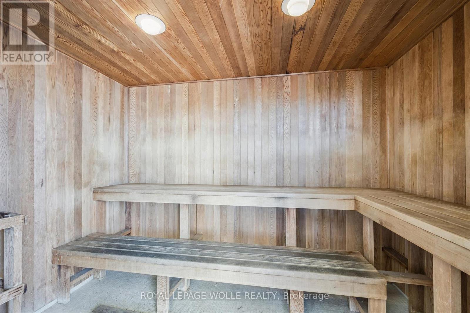 












1109 - 230 KING STREET E

,
Toronto,




Ontario
M5A1K5

