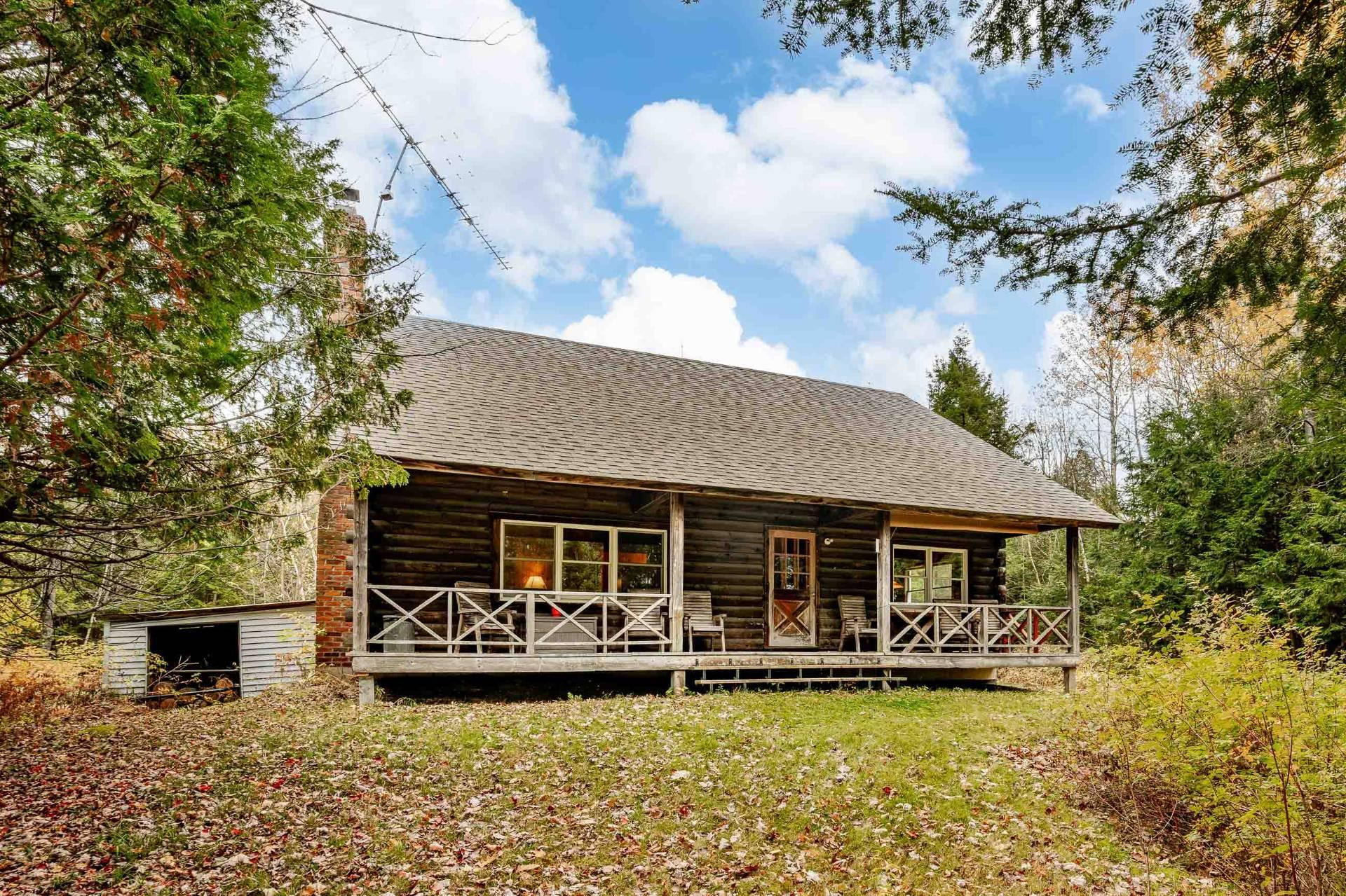 









5150


Ch. St-Roch S.

,
Sherbrooke (Brompton/Rock Forest/Saint-Élie/Deauville),




QC
J1N0E8

