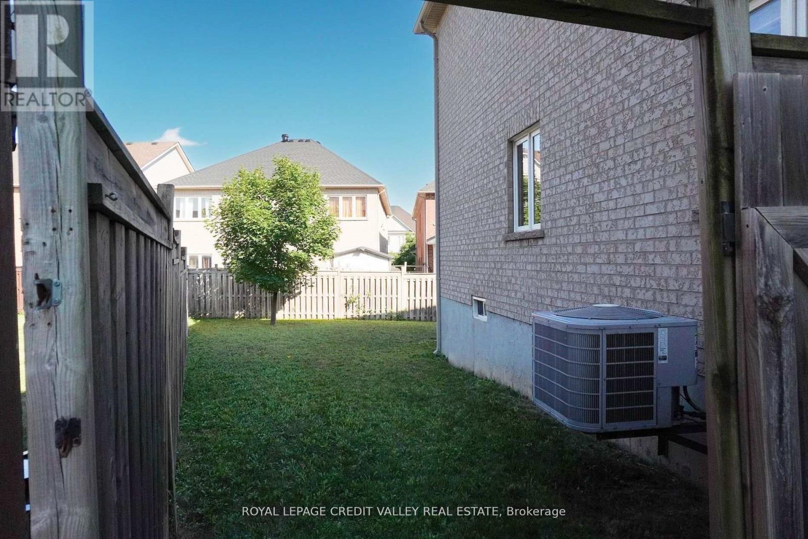 












72 KILREA WAY

,
Brampton,




Ontario
L6X0R3

