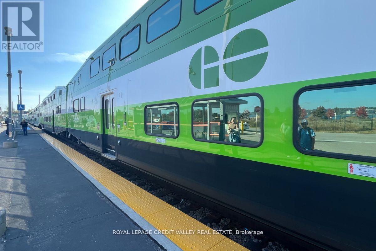 












72 KILREA WAY

,
Brampton,




Ontario
L6X0R3

