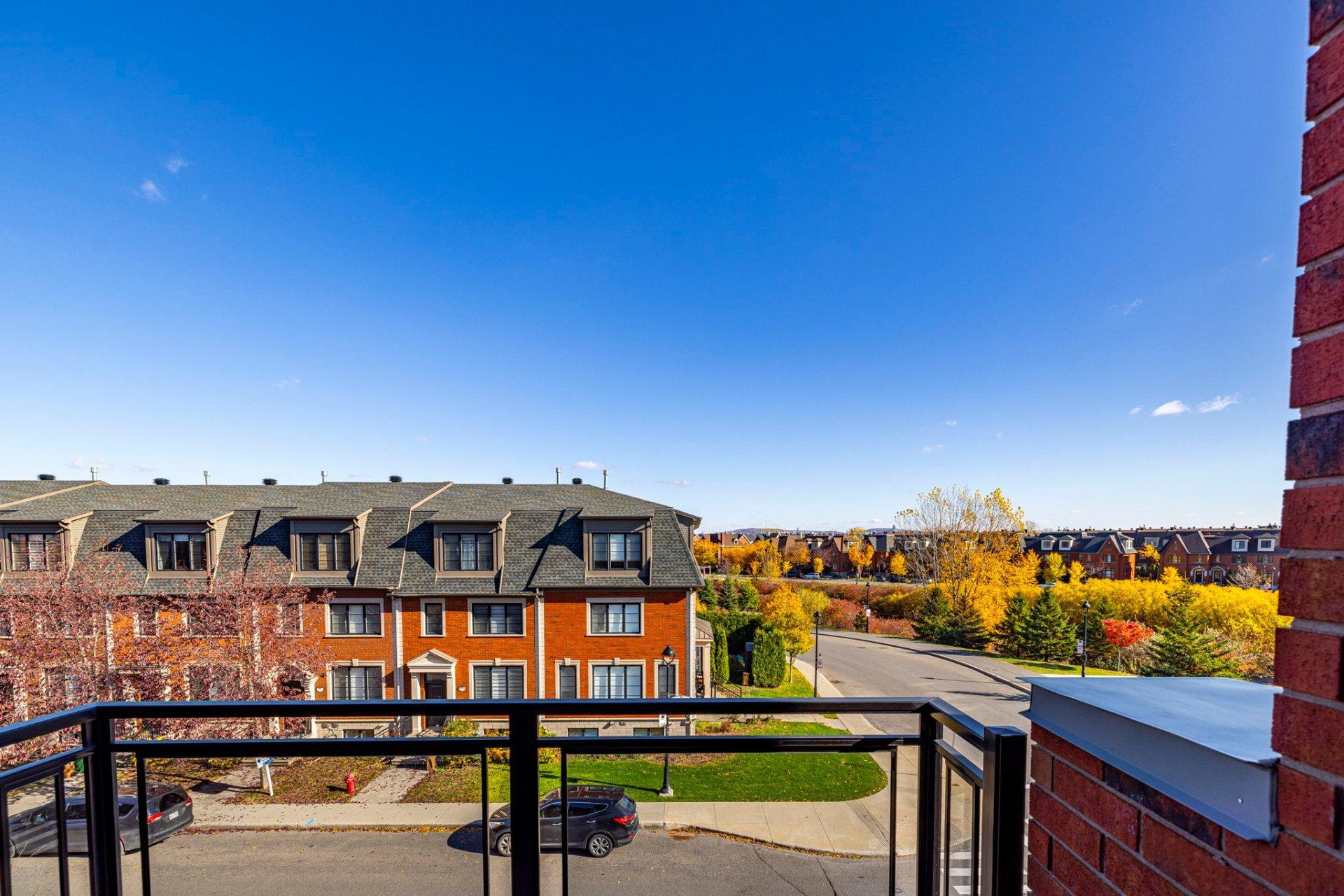 









2300


Rue Modigliani

, 301,
Montréal (Saint-Laurent),




QC
H4R0J1

