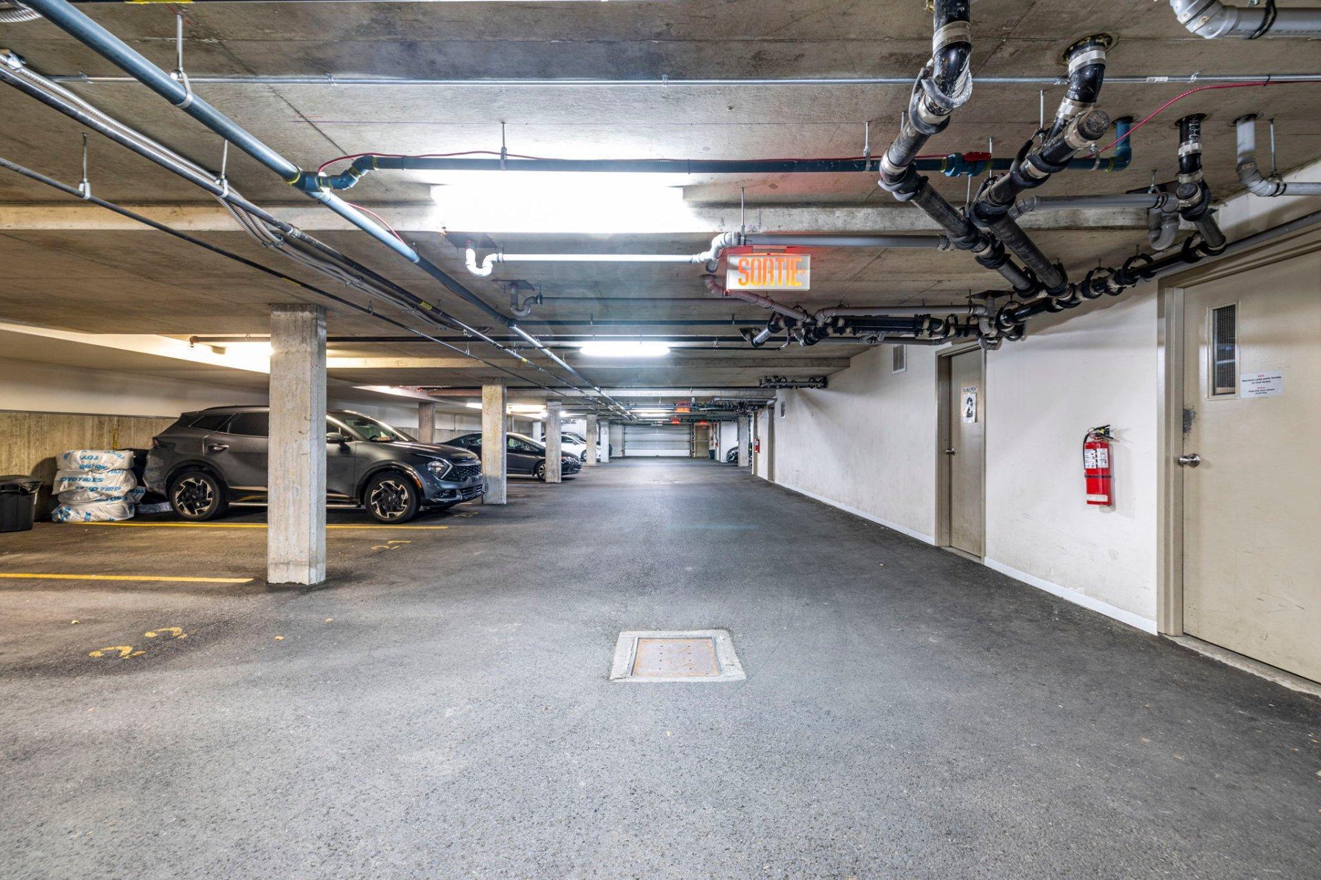 









2300


Rue Modigliani

, 301,
Montréal (Saint-Laurent),




QC
H4R0J1

