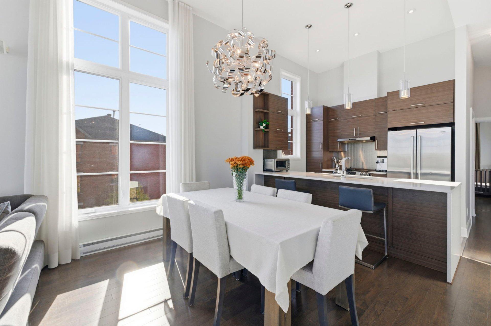 









2300


Rue Modigliani

, 301,
Montréal (Saint-Laurent),




QC
H4R0J1

