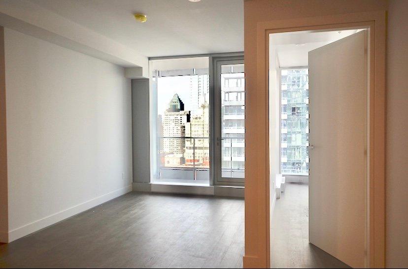 









1500


Boul. René-Lévesque O.

, 1701,
Montréal (Ville-Marie),




QC
H3G2H1

