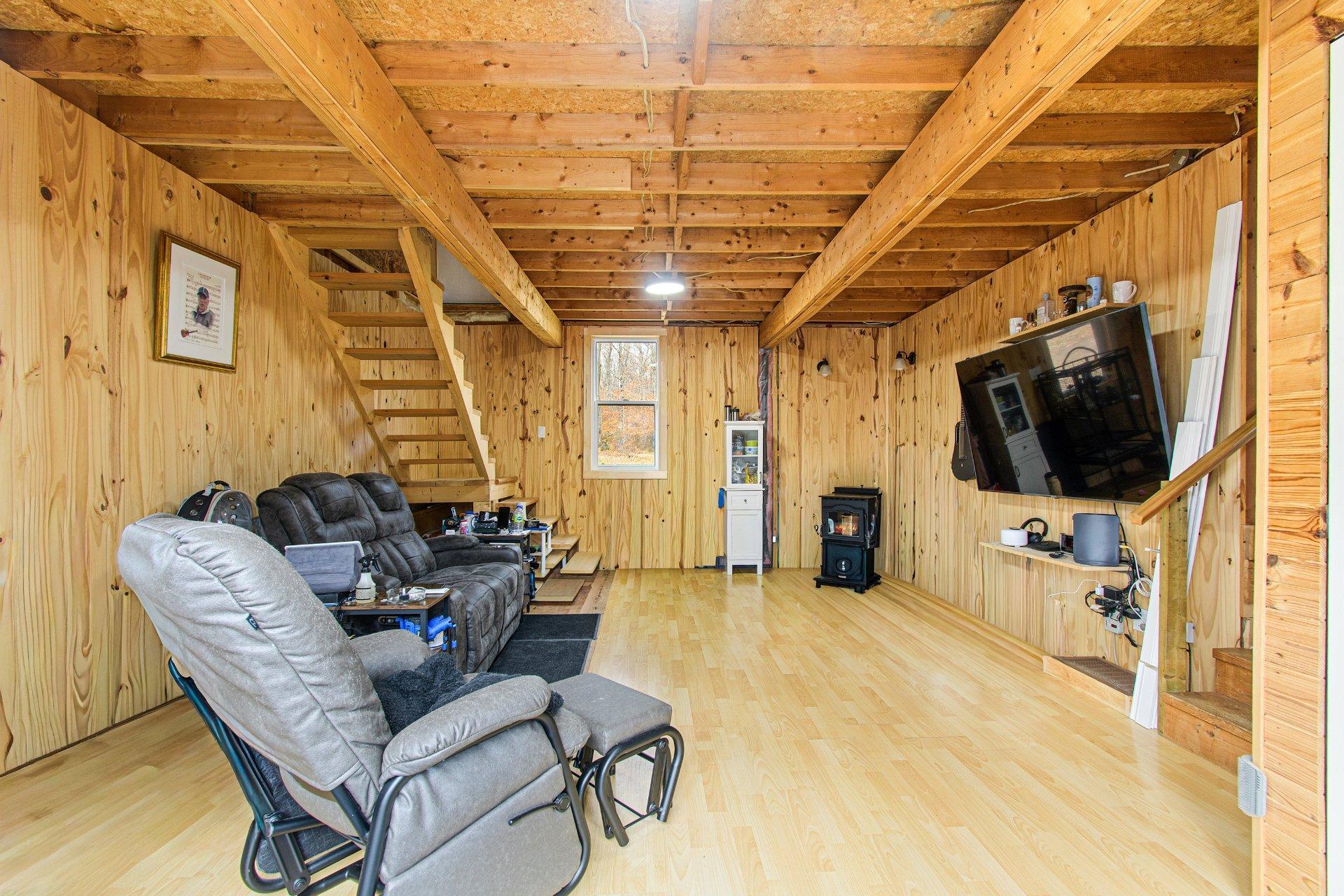 









228


Ch. de la Carrière

,
Brownsburg-Chatham,




QC
J8H1K9

