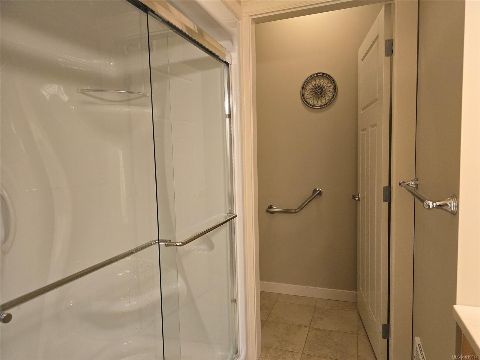 









6728


Dickinson

Rd, 404,
Nanaimo,




BC
V9V 1T3

