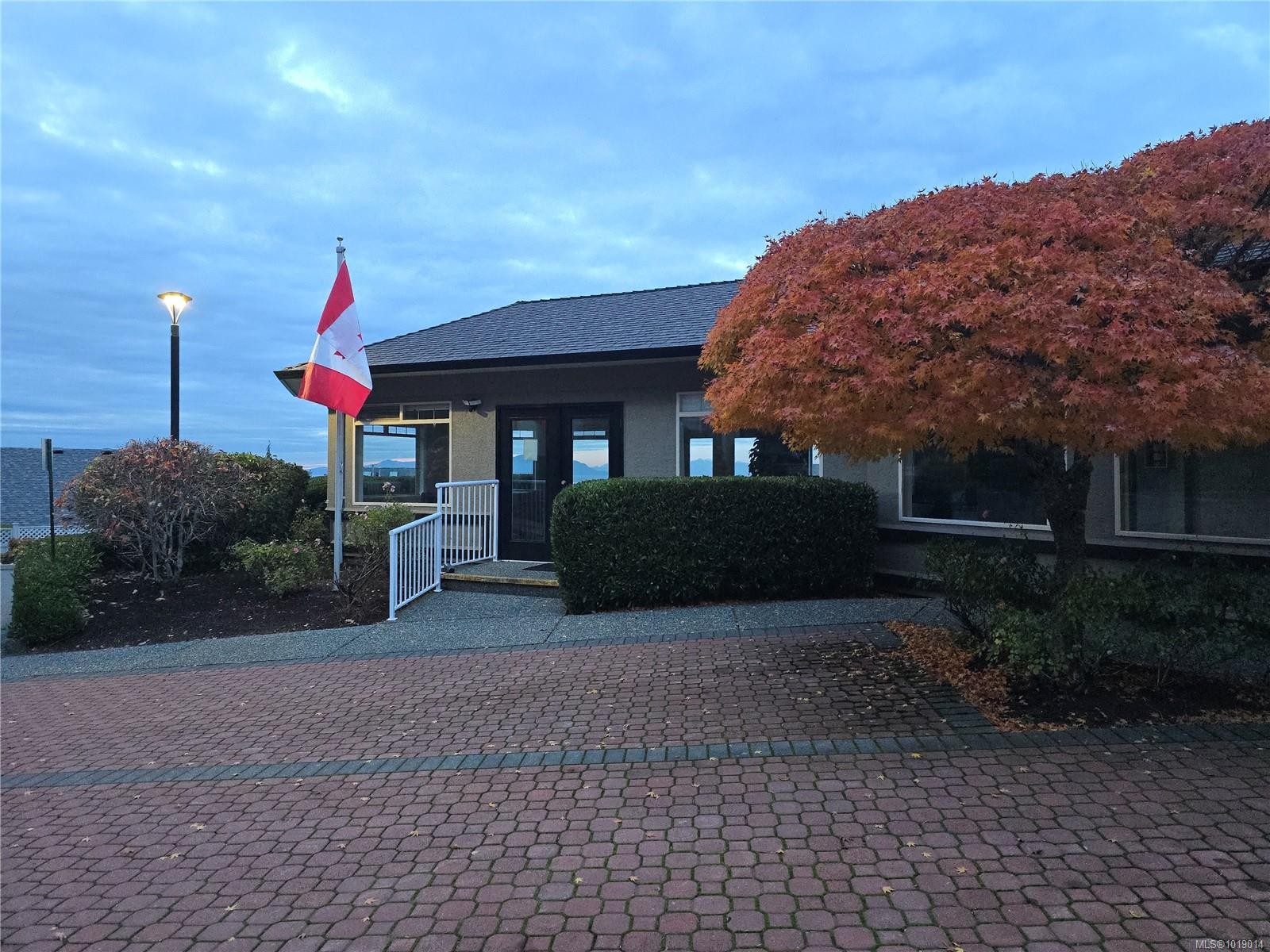 









6728


Dickinson

Rd, 404,
Nanaimo,




BC
V9V 1T3

