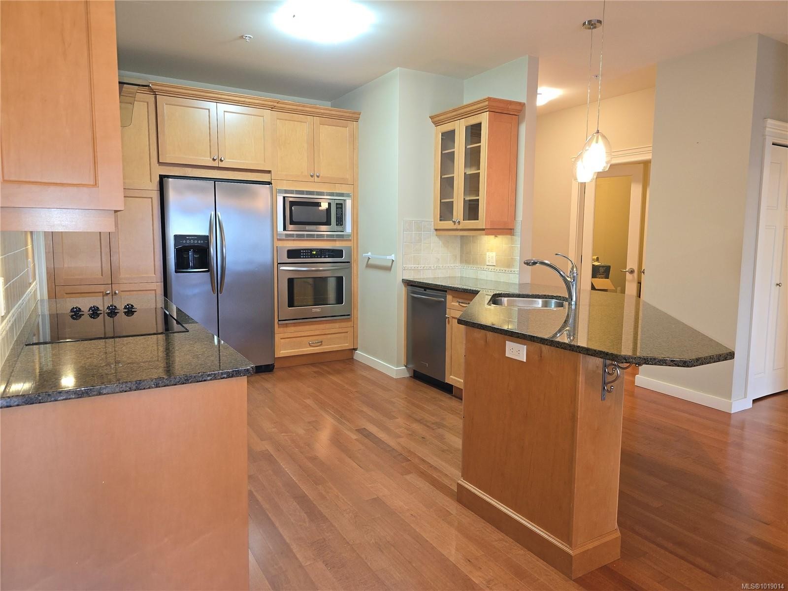 









6728


Dickinson

Rd, 404,
Nanaimo,




BC
V9V 1T3

