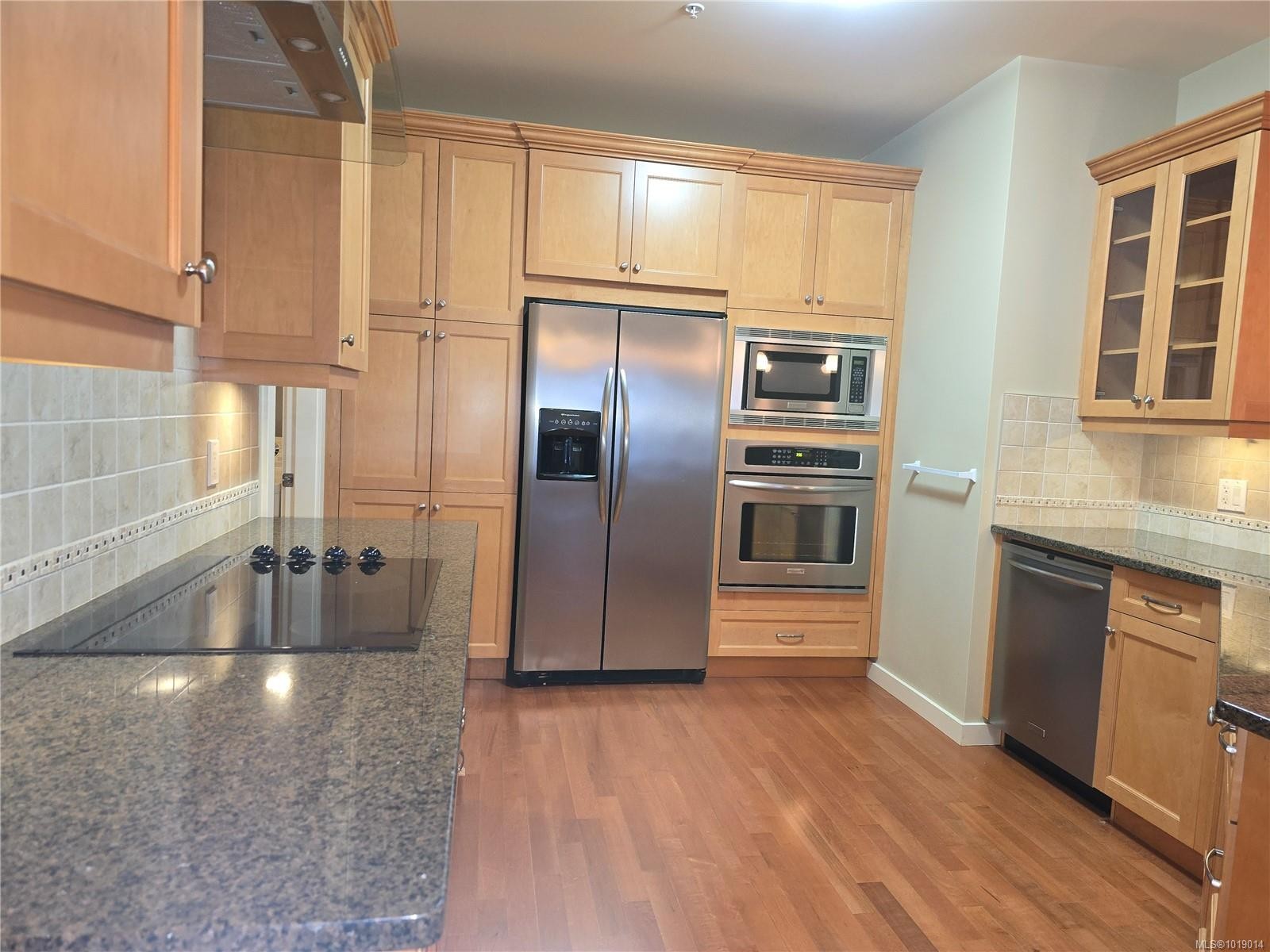 









6728


Dickinson

Rd, 404,
Nanaimo,




BC
V9V 1T3

