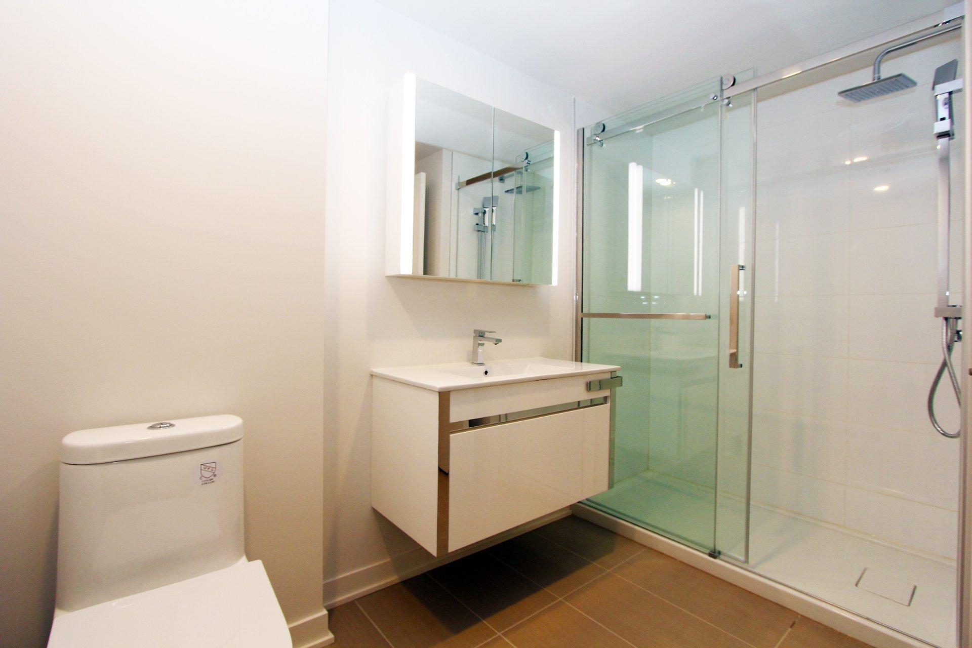 









1182


Rue Crescent

, 604,
Montréal (Ville-Marie),




QC
H3G0G6

