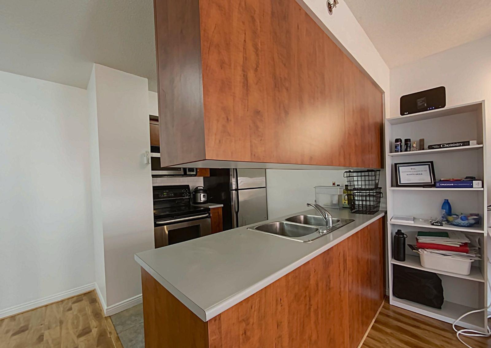 









1225


Rue Notre-Dame O.

, 426,
Montréal (Ville-Marie),




QC
H3C6S3

