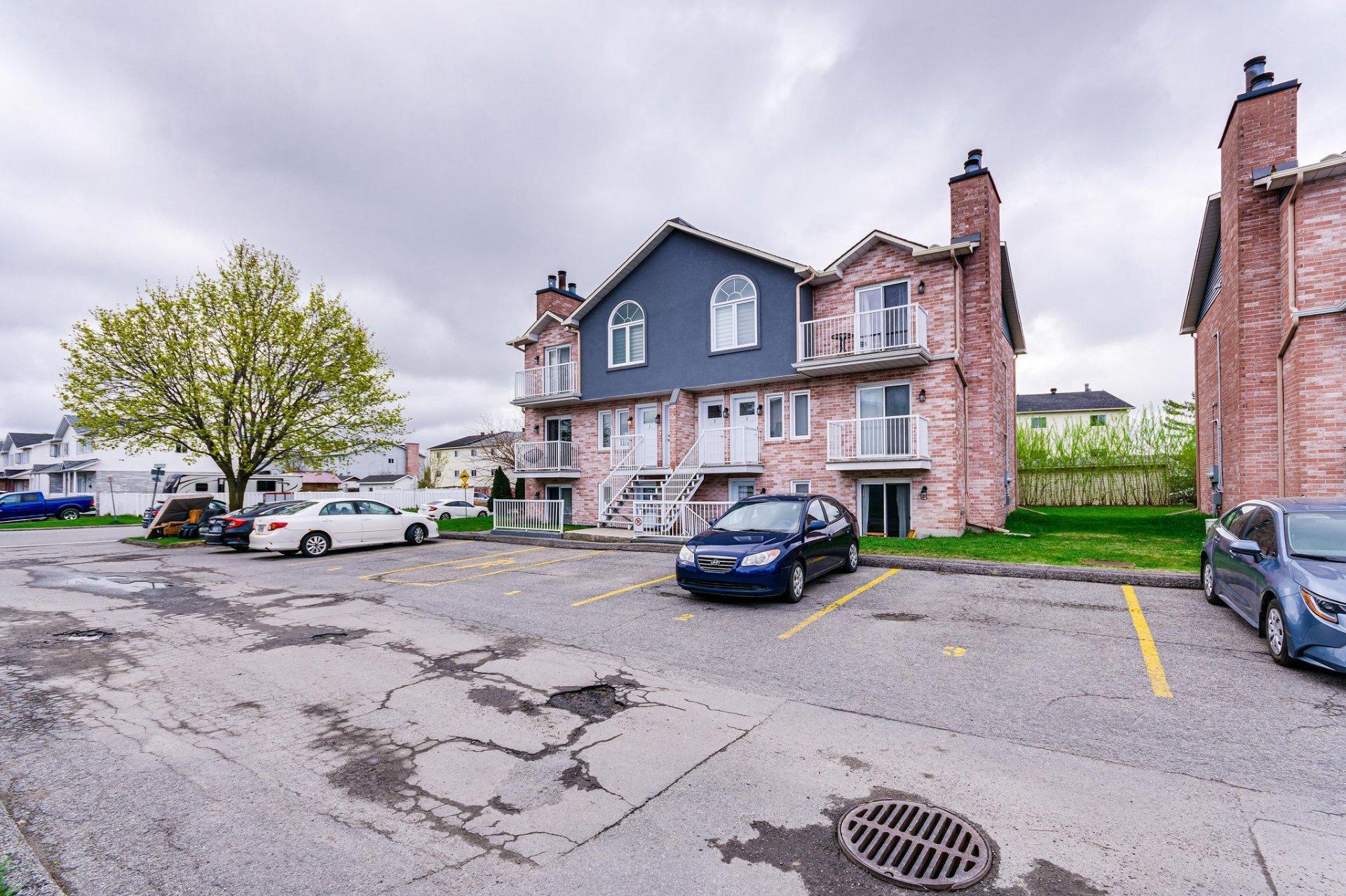 









55


Rue de Sauternes

, 3,
Gatineau (Gatineau),




QC
J8R2S8

