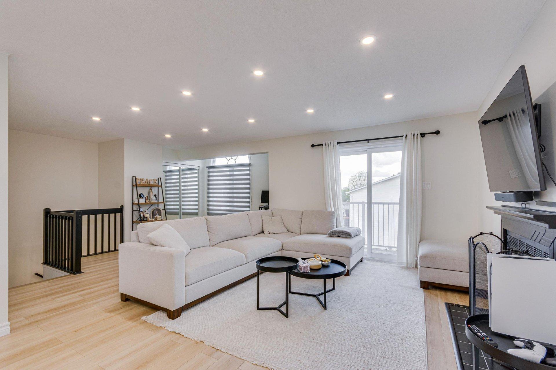 









55


Rue de Sauternes

, 3,
Gatineau (Gatineau),




QC
J8R2S8

