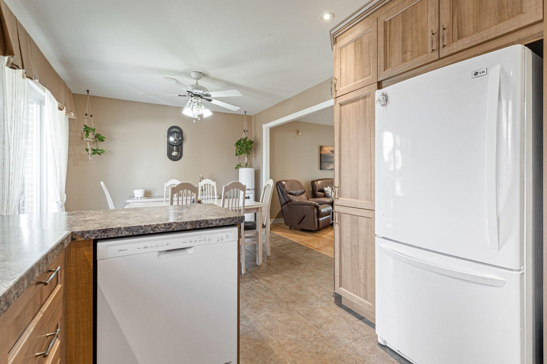 









62


Rue Pigeon

,
Verchères,




QC
J0L2R0

