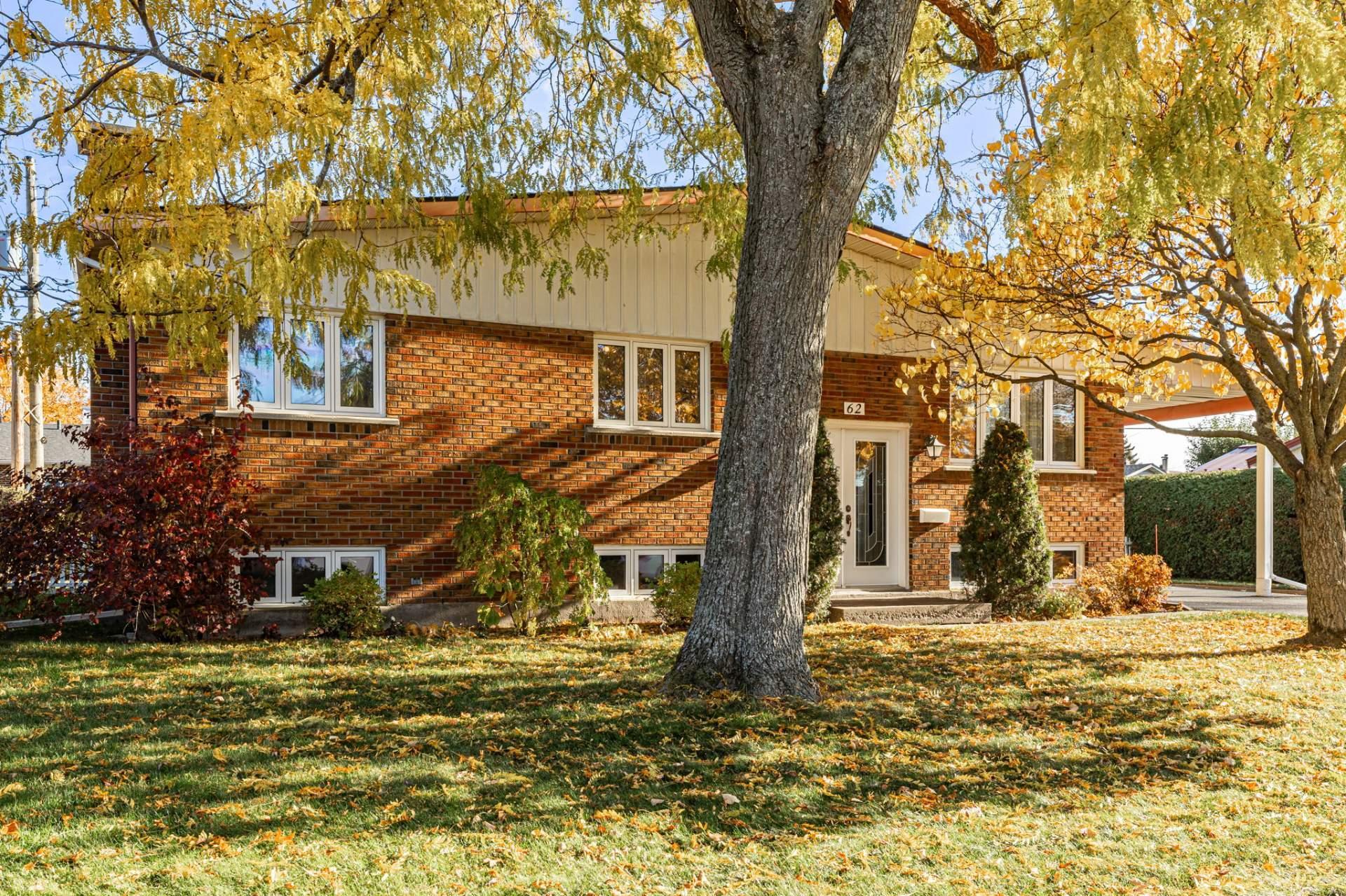 









62


Rue Pigeon

,
Verchères,




QC
J0L2R0

