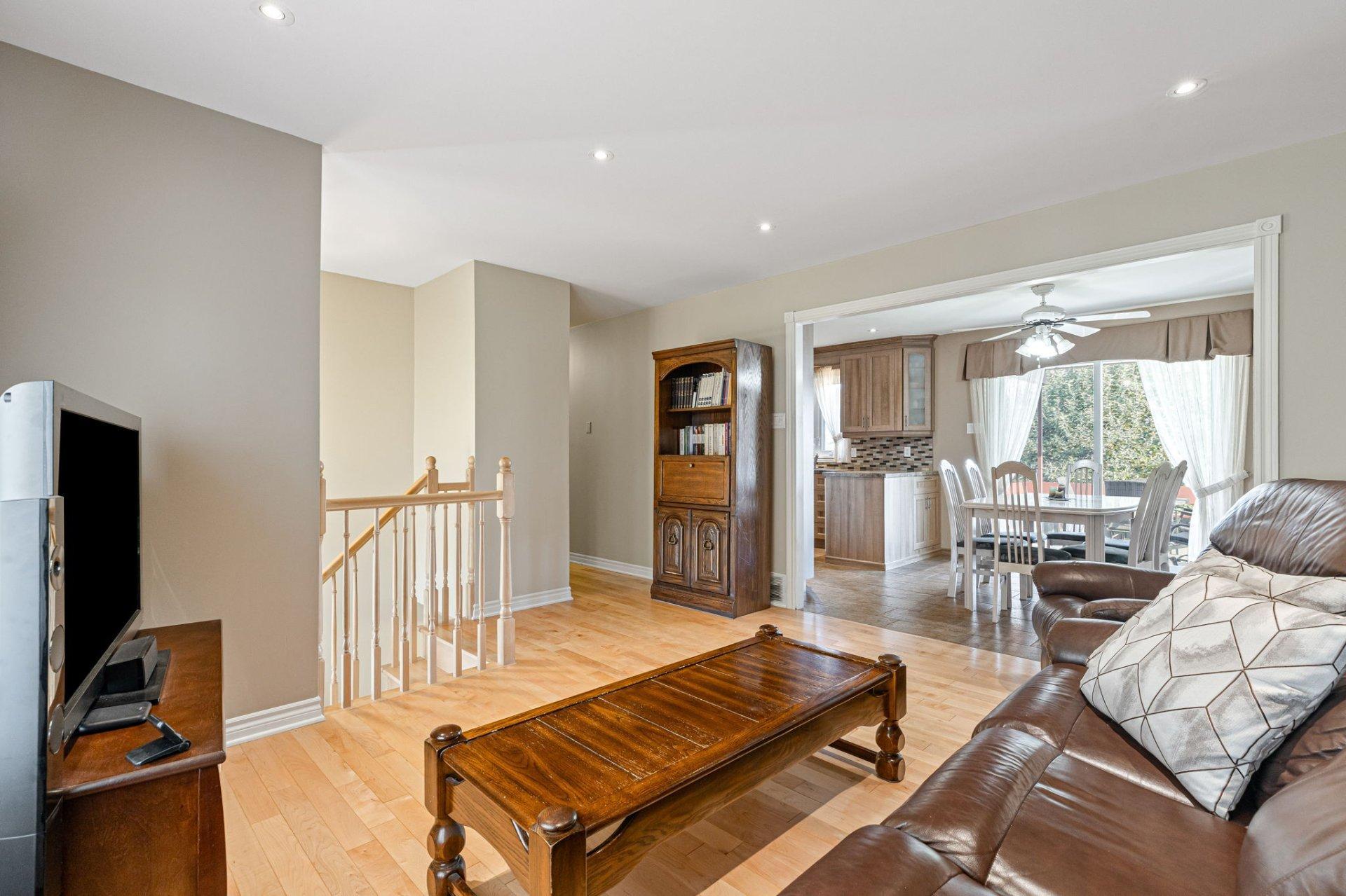 









62


Rue Pigeon

,
Verchères,




QC
J0L2R0

