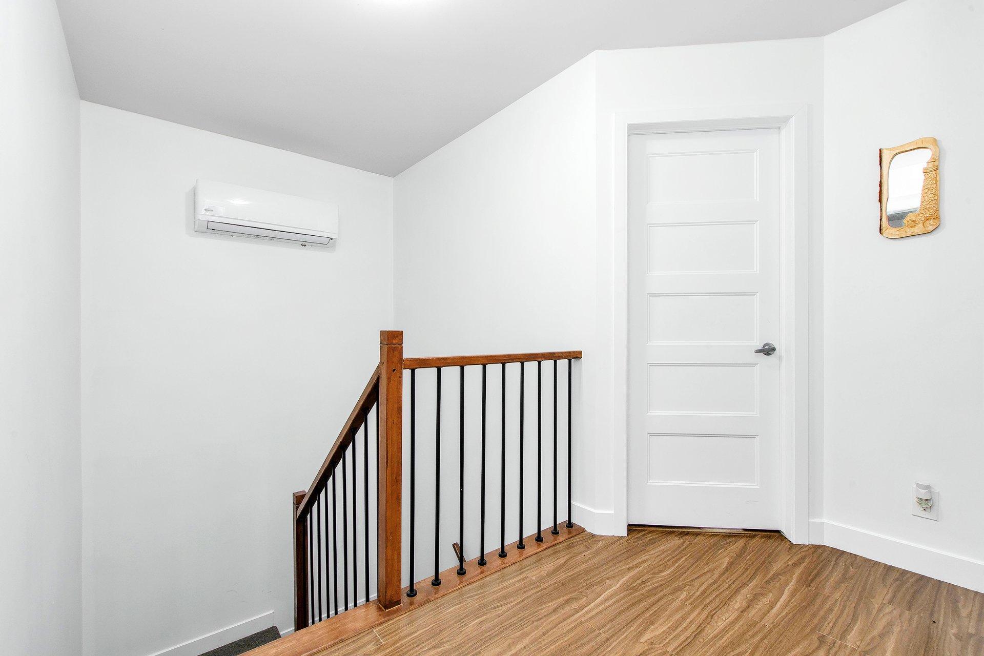 









1408

 - 1410


Rue Poirier

,
Mascouche,




QC
J0K2T0

