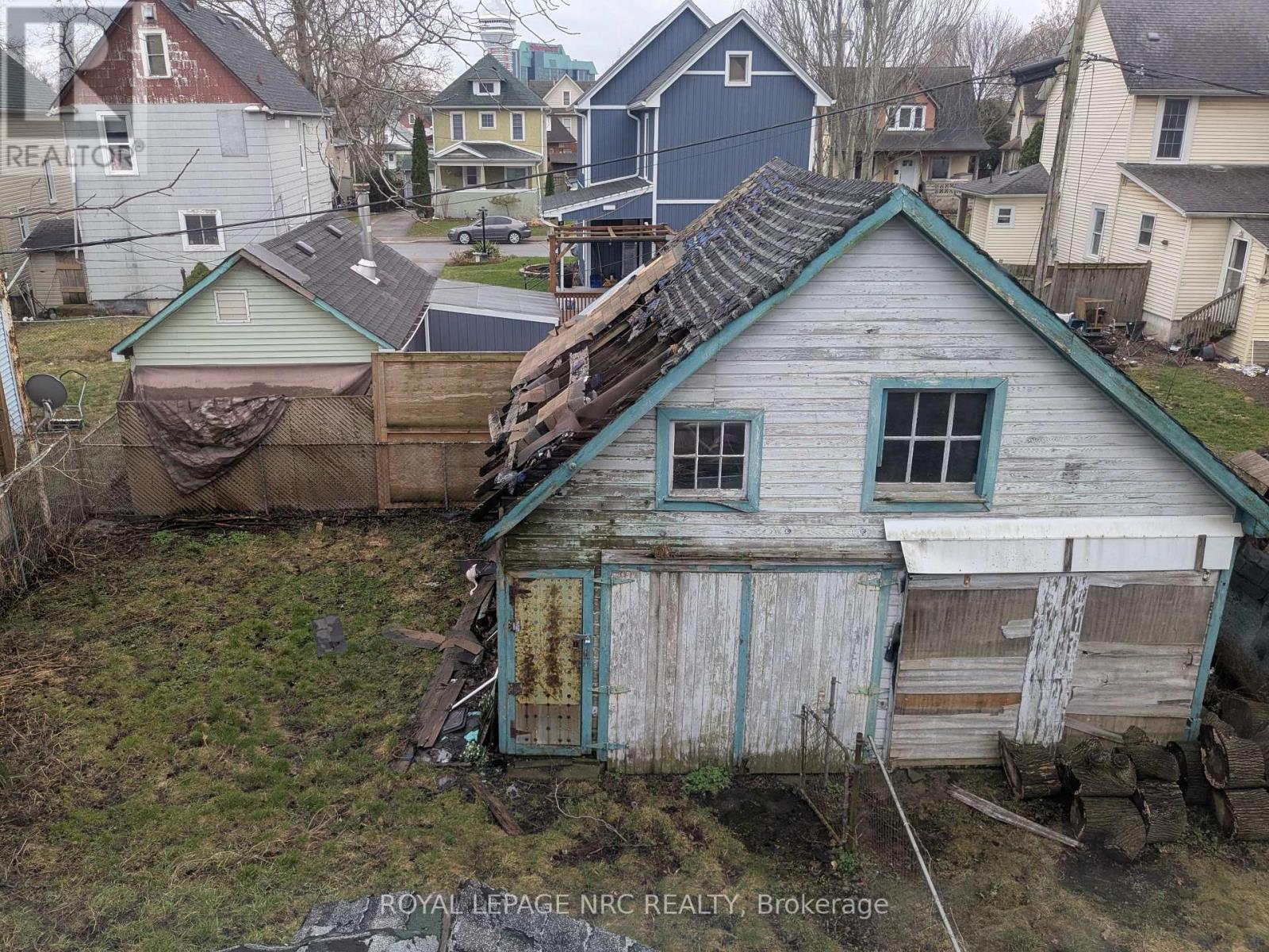 












4742 EPWORTH CIRCLE

,
Niagara Falls (Downtown),




Ontario
L2E1C9

