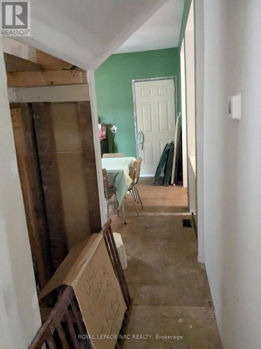 












4742 EPWORTH CIRCLE

,
Niagara Falls (Downtown),




Ontario
L2E1C9

