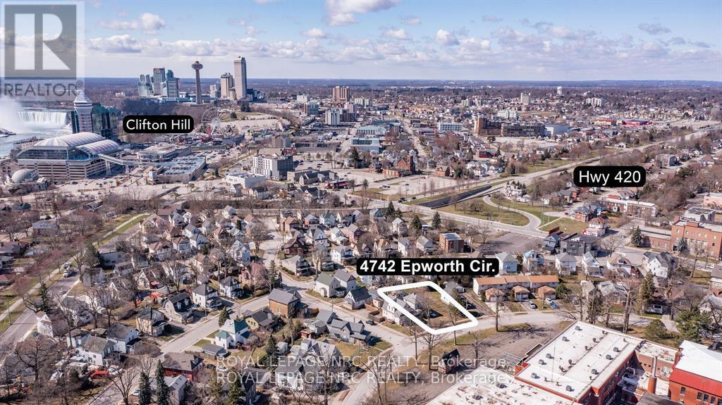 












4742 EPWORTH CIRCLE

,
Niagara Falls (Downtown),




Ontario
L2E1C9

