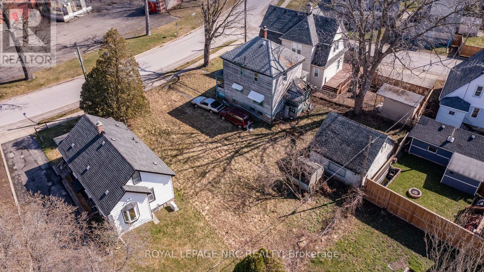 












4742 EPWORTH CIRCLE

,
Niagara Falls (Downtown),




Ontario
L2E1C9

