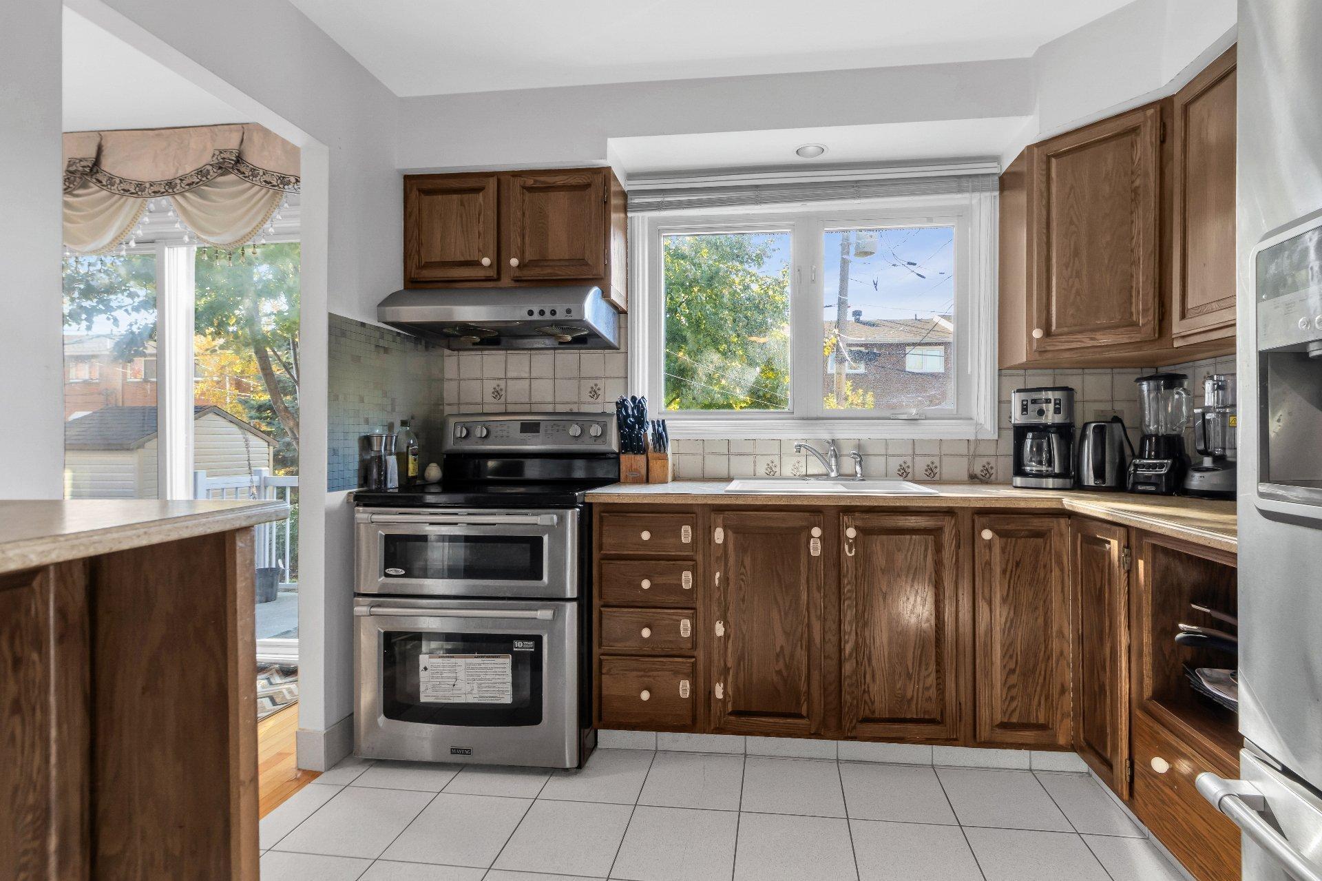 









1350


Rue Provost

,
Brossard,




QC
J4W2R2

