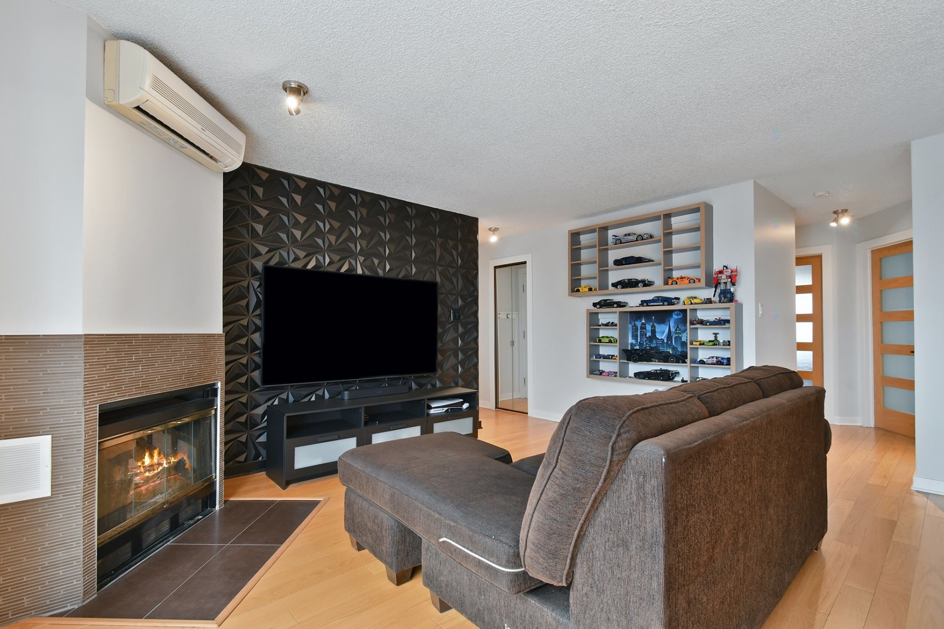 









1191


Boul. Iberville

, 8,
Repentigny (Repentigny),




QC
J5Y3H7

