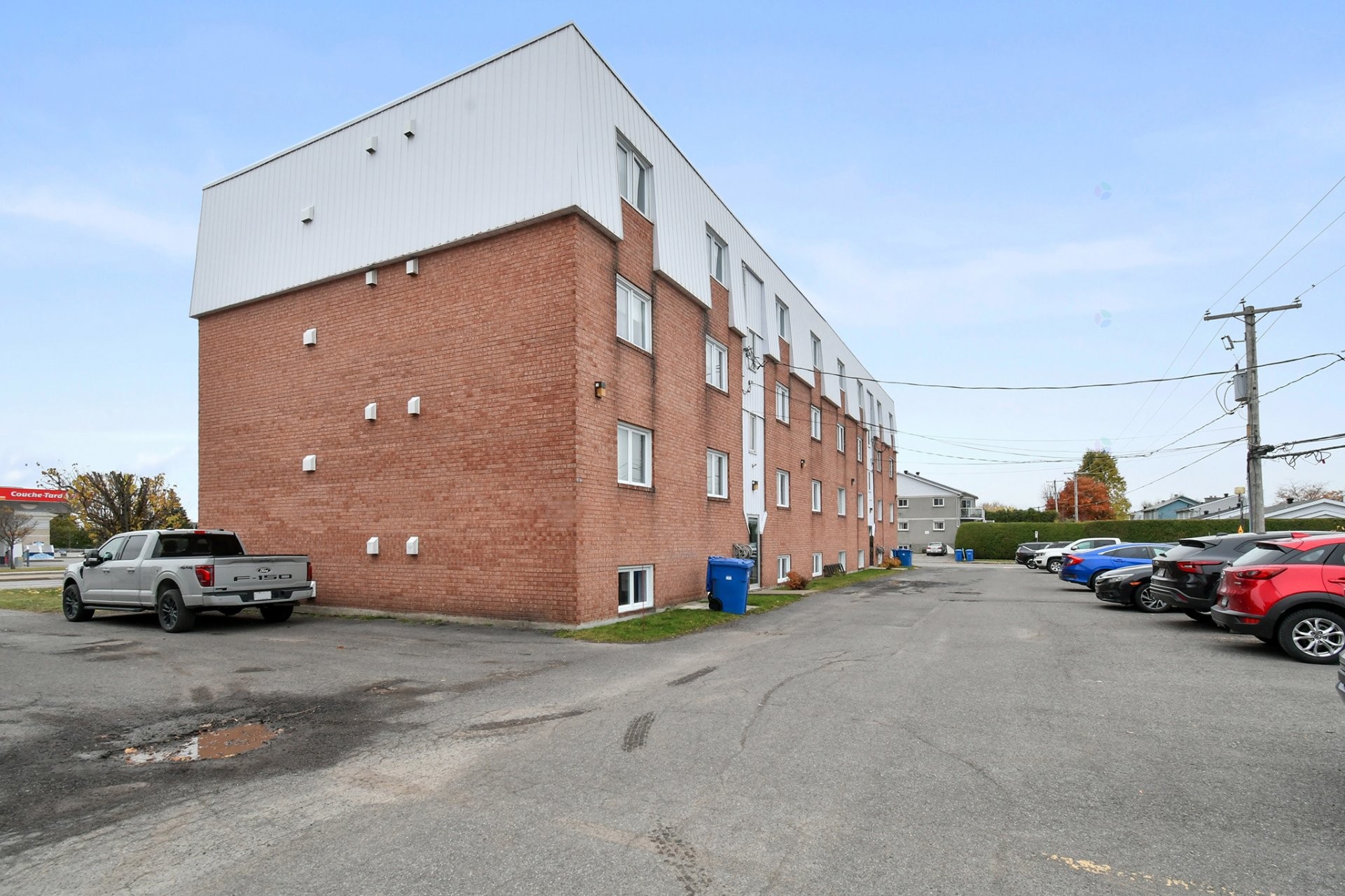 









1191


Boul. Iberville

, 8,
Repentigny (Repentigny),




QC
J5Y3H7

