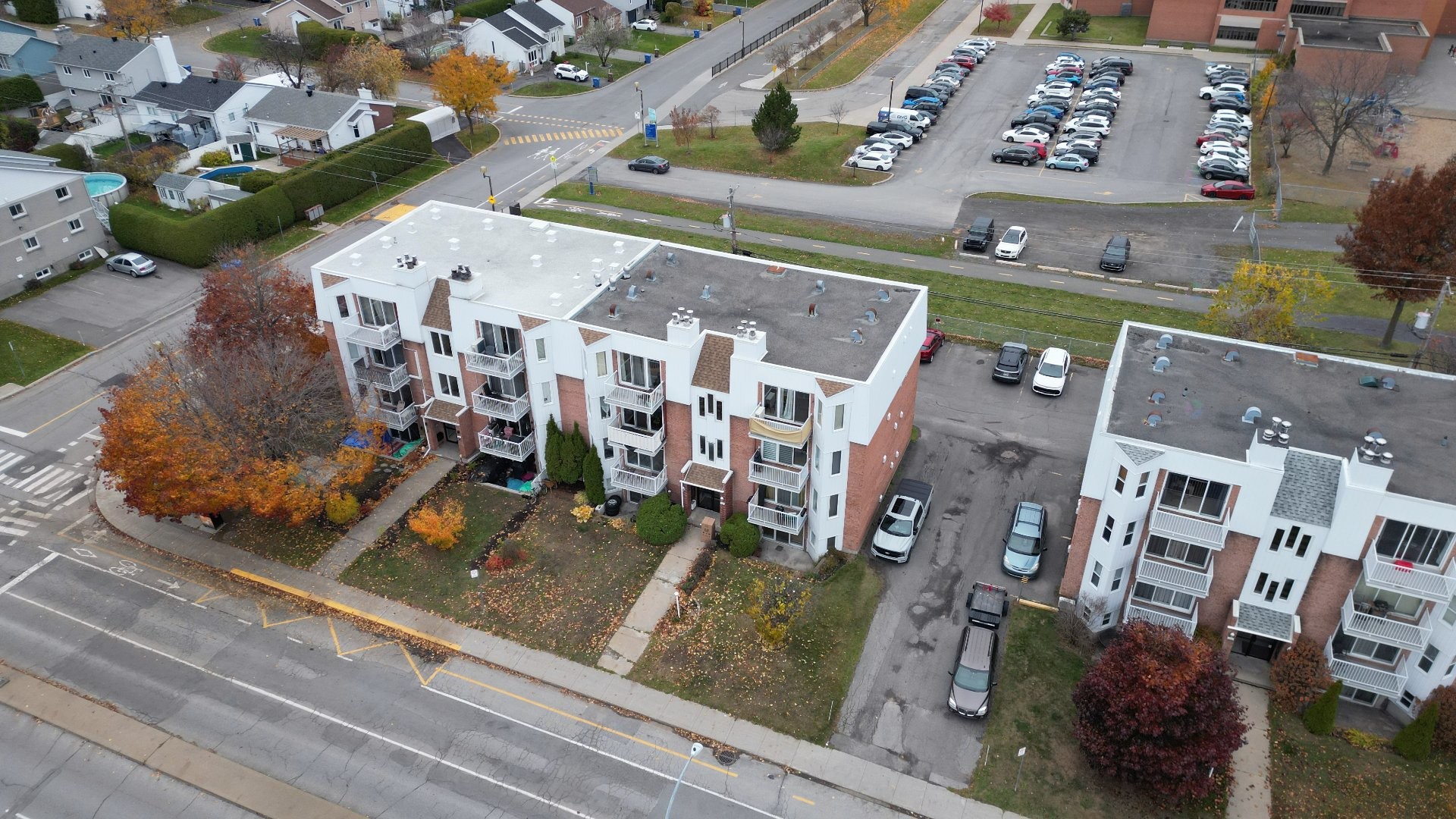 









1191


Boul. Iberville

, 8,
Repentigny (Repentigny),




QC
J5Y3H7

