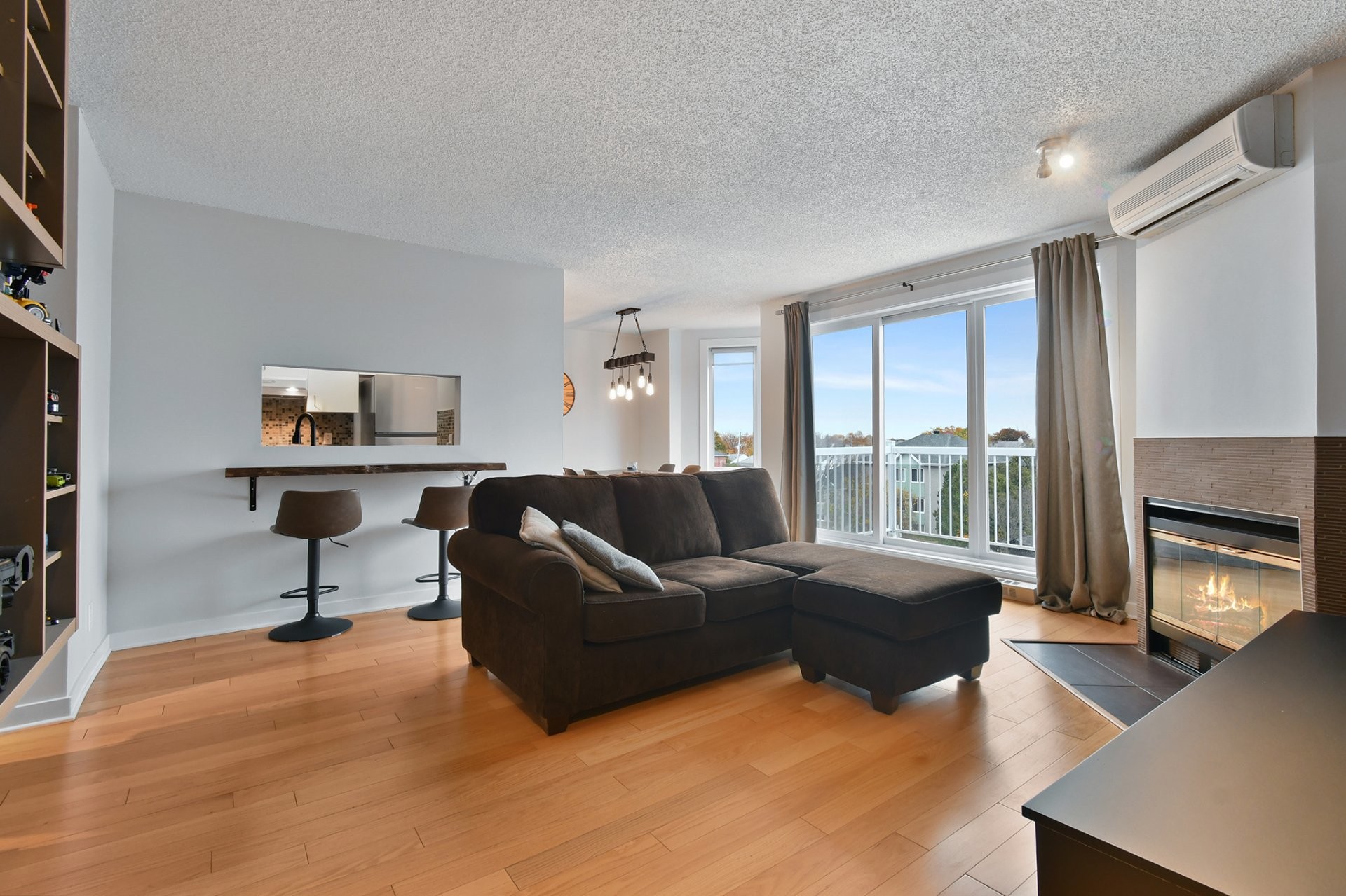 









1191


Boul. Iberville

, 8,
Repentigny (Repentigny),




QC
J5Y3H7

