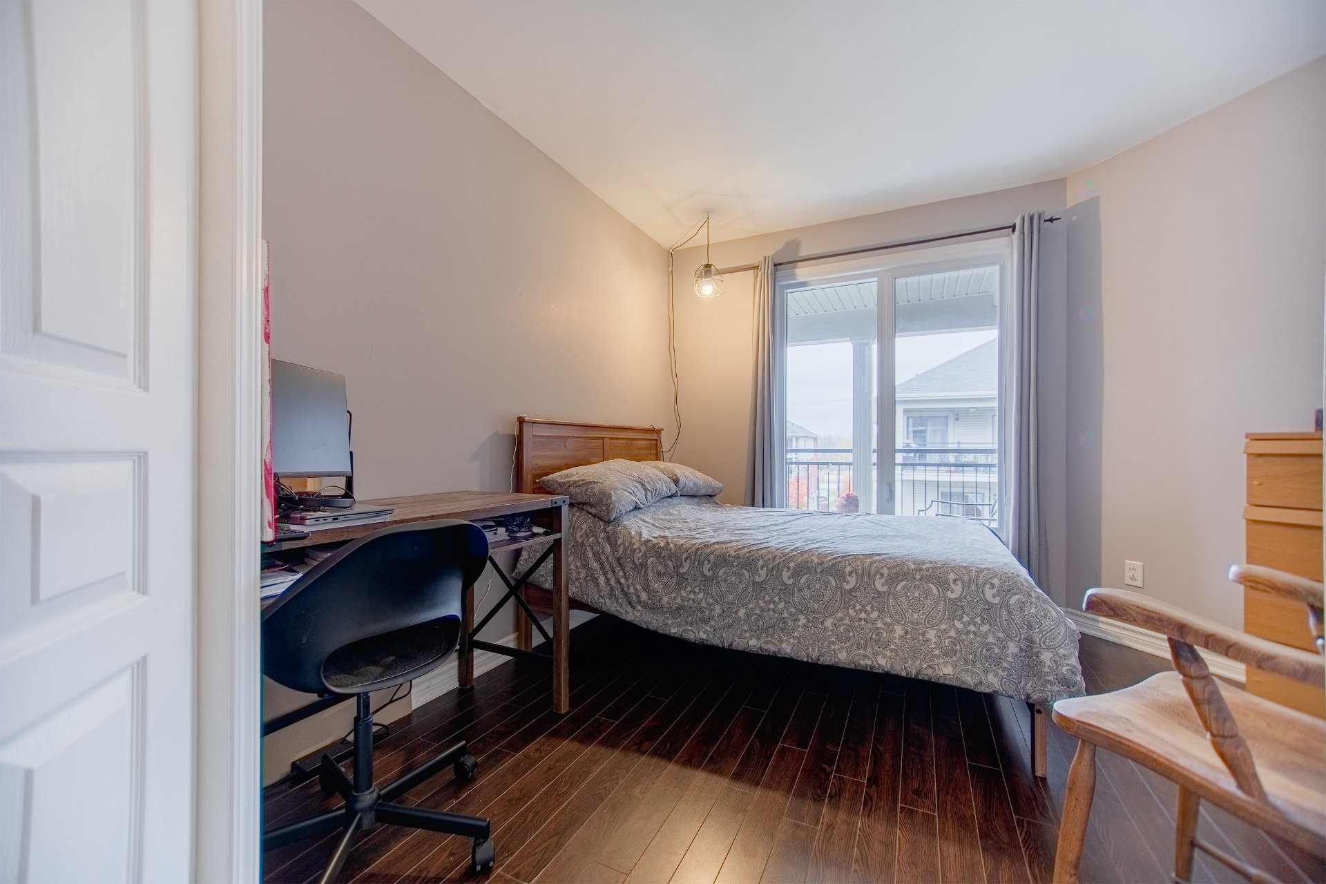 









760


Rue des Sureaux

, 7,
Boucherville,




QC
J4B0C8

