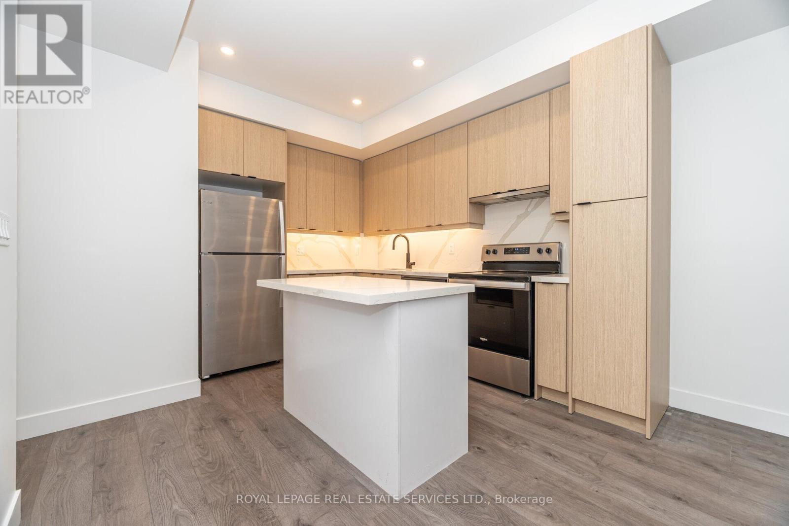 












9 - 200 MALTA AVENUE

,
Brampton,




Ontario
L6Y6H8

