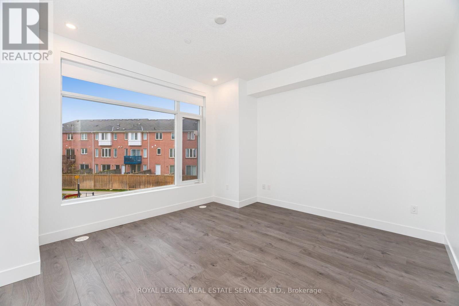 












9 - 200 MALTA AVENUE

,
Brampton,




Ontario
L6Y6H8

