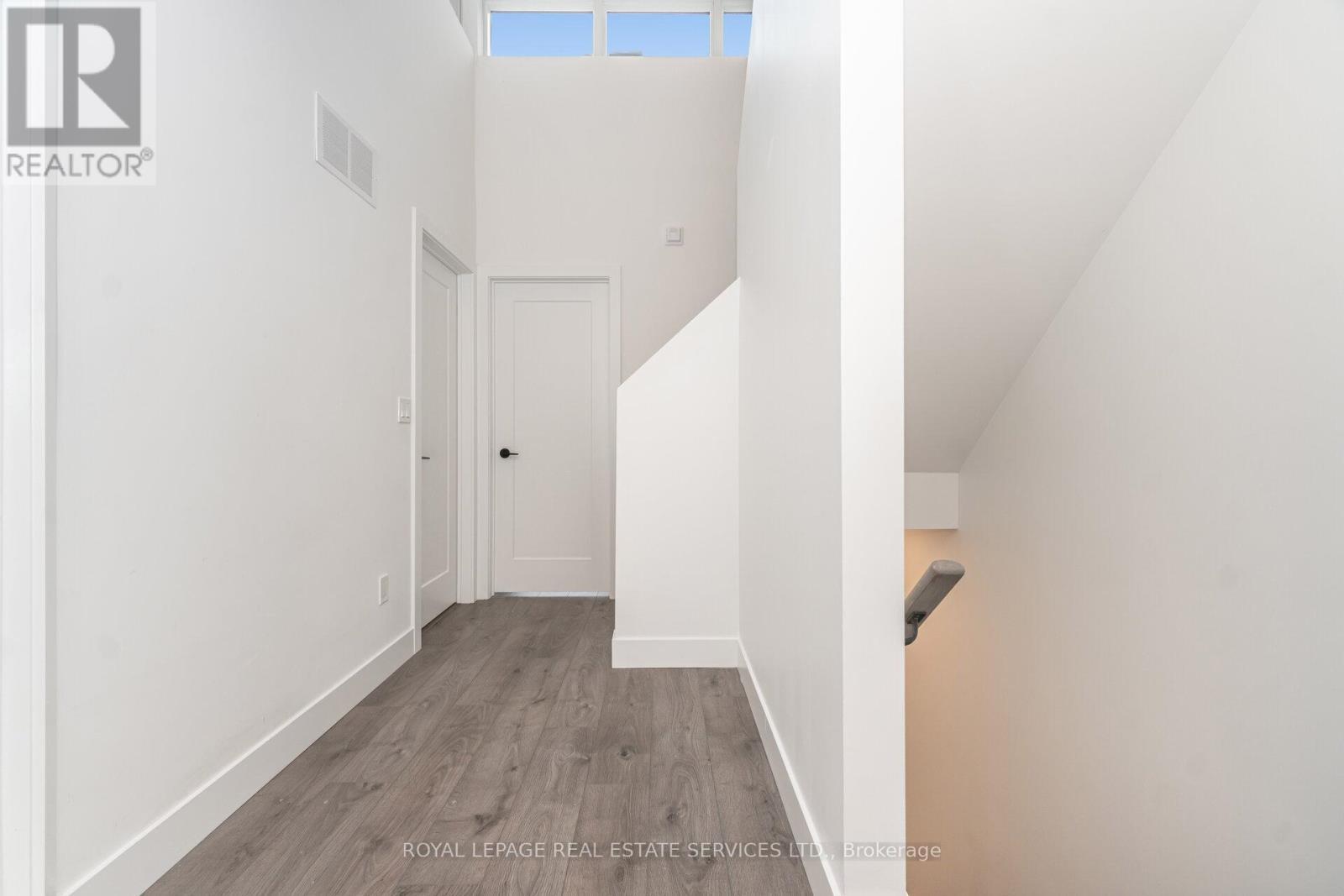 












9 - 200 MALTA AVENUE

,
Brampton,




Ontario
L6Y6H8

