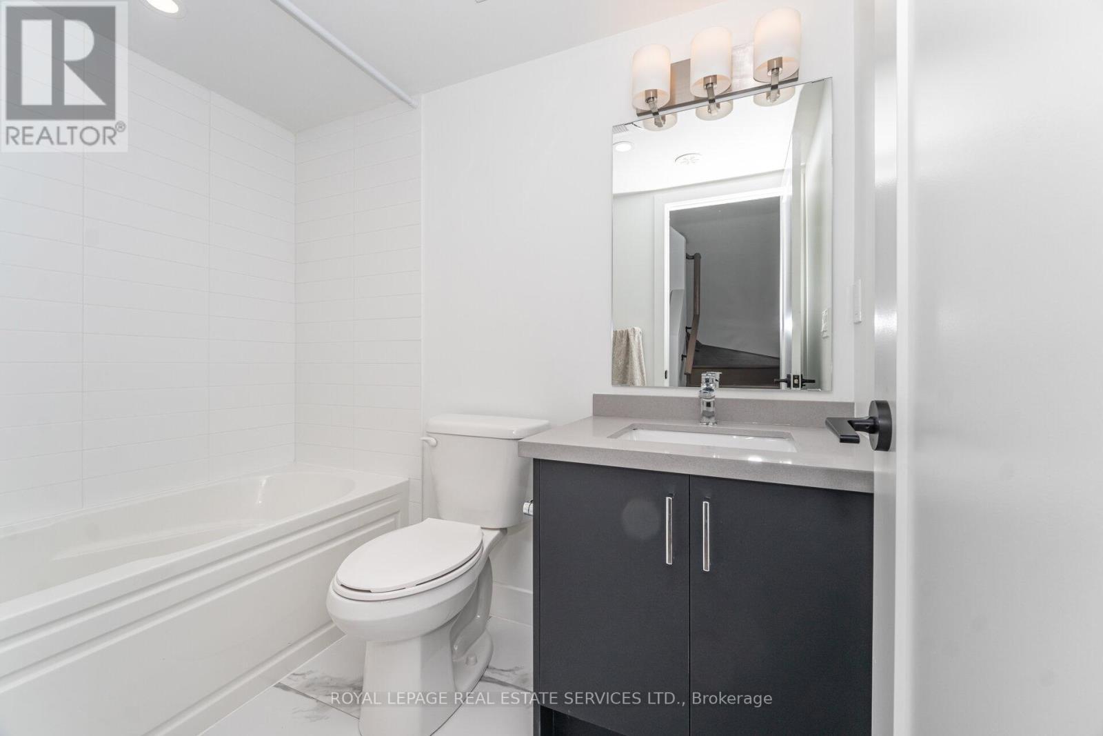 












9 - 200 MALTA AVENUE

,
Brampton,




Ontario
L6Y6H8

