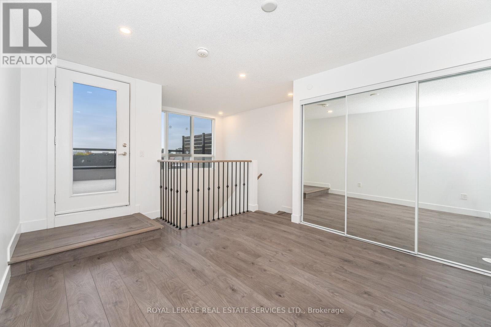 












9 - 200 MALTA AVENUE

,
Brampton,




Ontario
L6Y6H8

