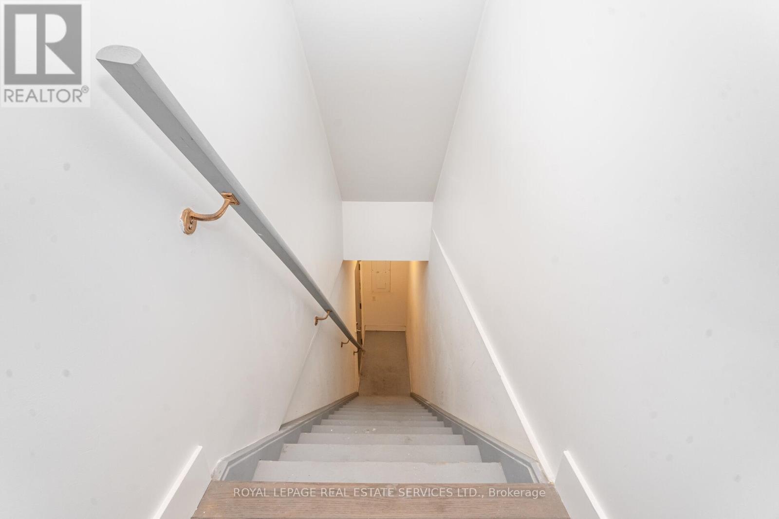 












9 - 200 MALTA AVENUE

,
Brampton,




Ontario
L6Y6H8

